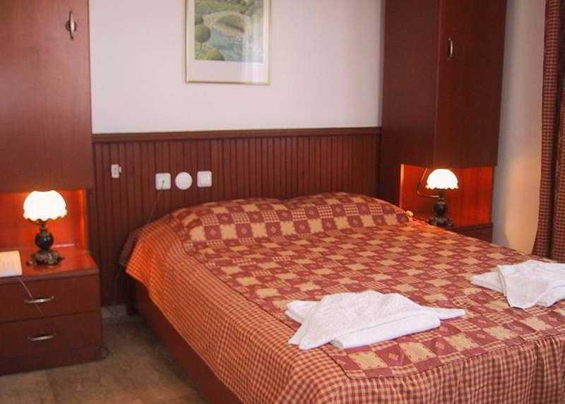 Reishan Hotel Тургутрейс Экстерьер фото
